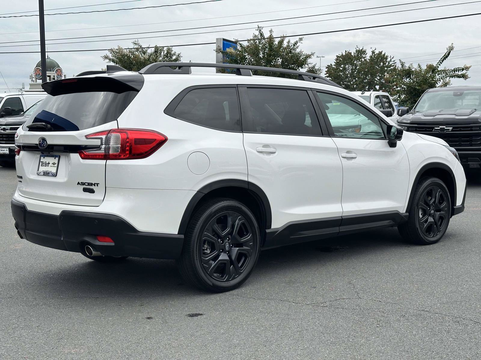 Used 2024 Subaru Ascent Onyx Edition Limited AWD/4WD image 4