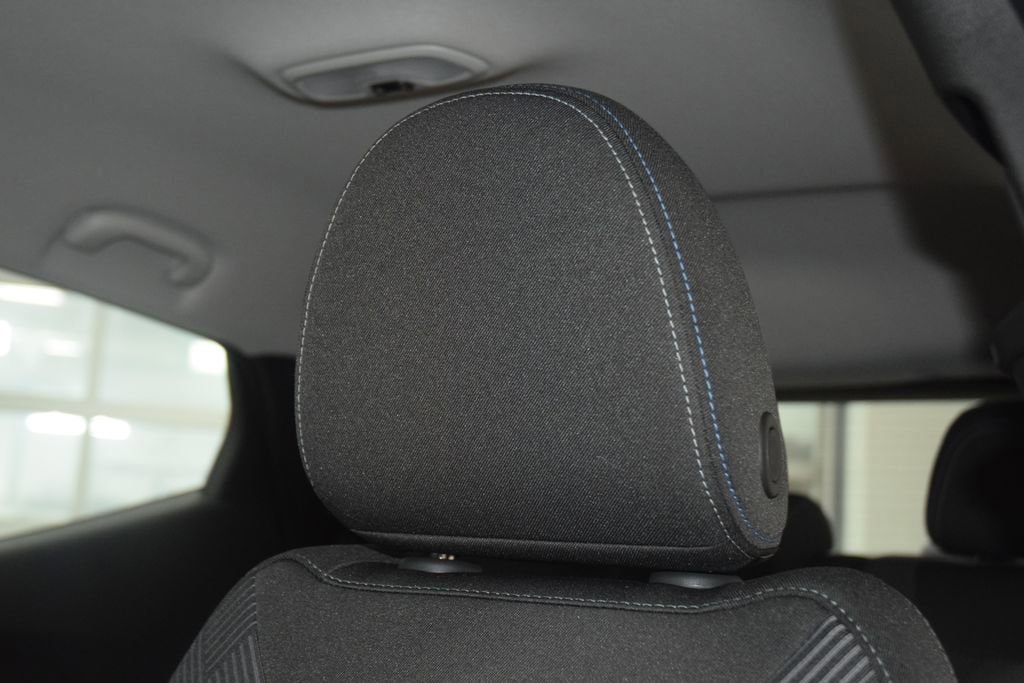New 2027 Chevrolet Bolt LT FWD image 34