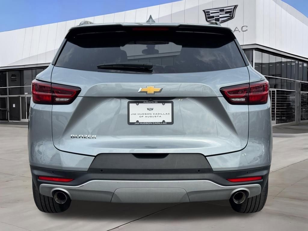 Used 2024 Chevrolet Blazer LT w/ Convenience Package image 6