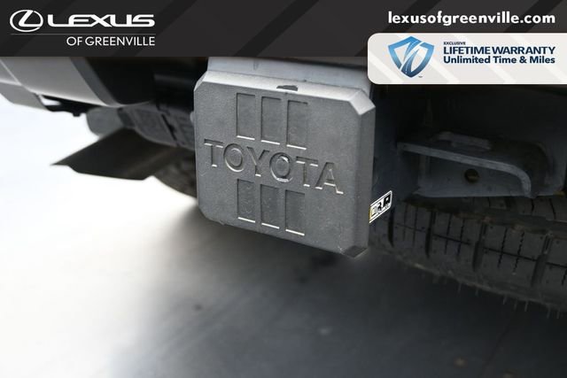 Used 2025 Toyota 4Runner TRD Off-Road Premium AWD/4WD image 12