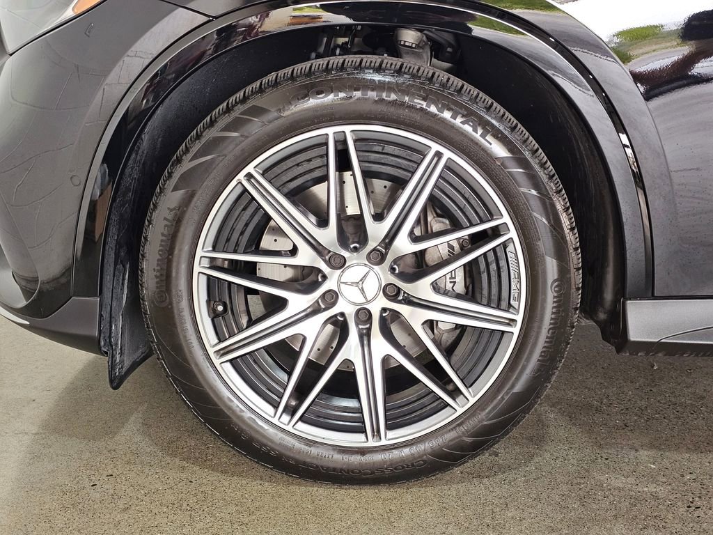 Used 2025 Mercedes-Benz GLC 43 AMG 4MATIC image 8