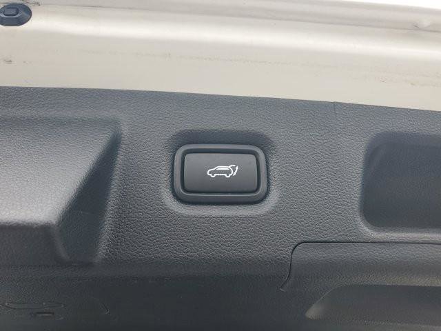 Certified 2023 Hyundai Santa Fe XRT image 12