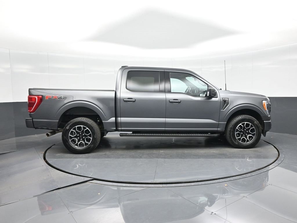 Used 2022 Ford F150 XLT w/ Equipment Group 302A High image 9