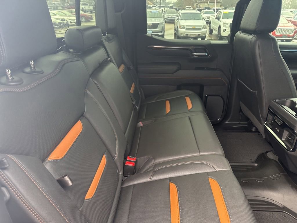 Certified 2023 GMC Sierra 1500 AT4 w/ AT4 Preferred Package image 9