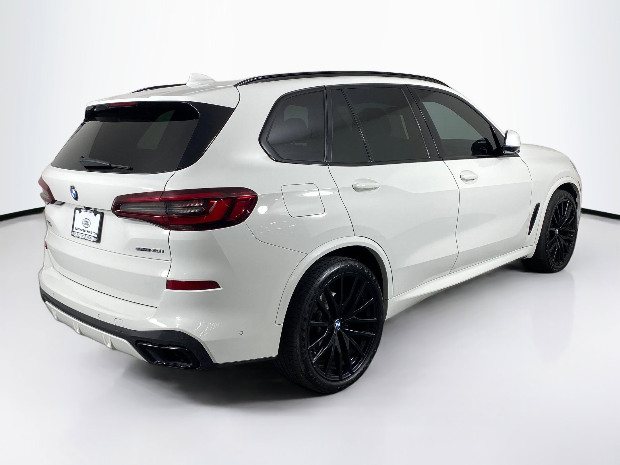 Used 2022 BMW X5 sDrive40i w/ M Sport Package image 7