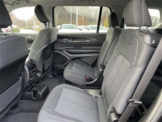 Used 2022 Jeep Grand Cherokee L Laredo w/ Luxury Tech Group I image 21