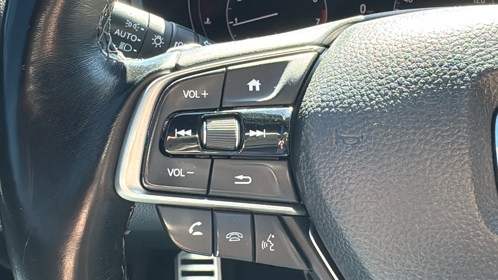 Used 2022 Honda Accord Sport image 10