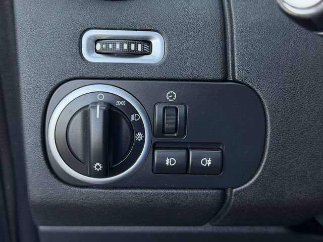 Used 2016 Land Rover LR4 HSE LUX image 25