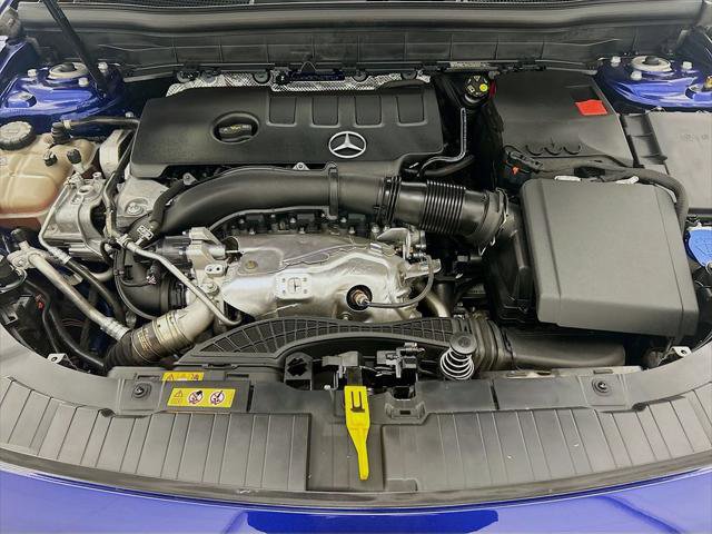 Used 2023 Mercedes-Benz GLB 250 image 27