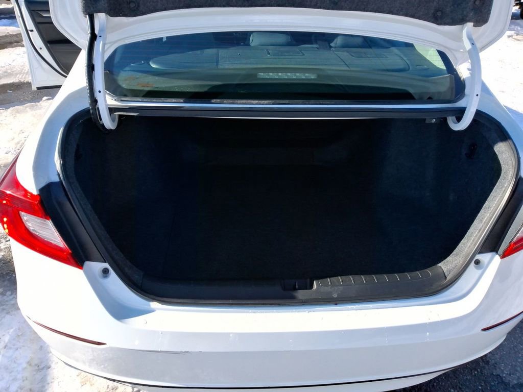 Used 2021 Honda Accord LX image 11