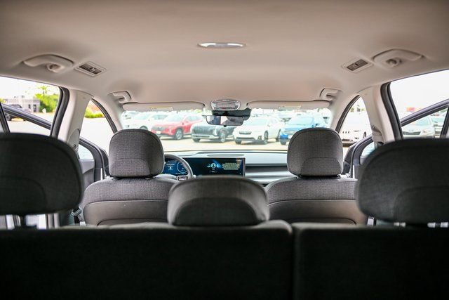 New 2026 Hyundai Ioniq 9 SE image 16