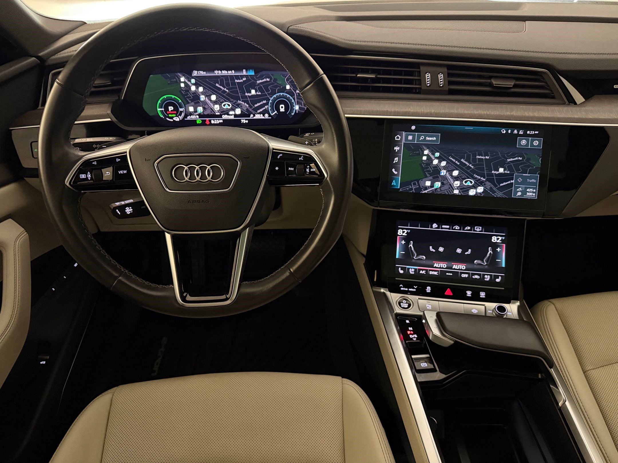 Used 2024 Audi Q8 e-tron Premium Plus w/ Premium Plus Package AWD/4WD image 27