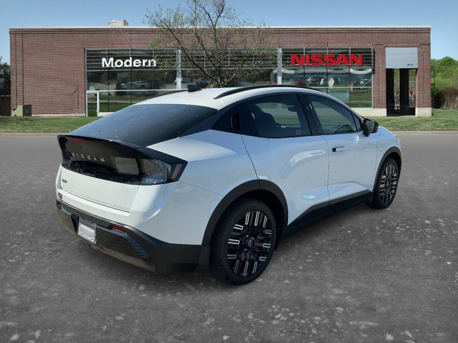 New 2026 Nissan Leaf Platinum+ w/ Cargo Package (Platinum+) image 4