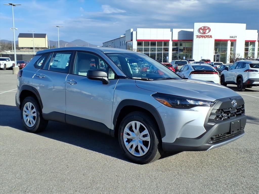 New 2026 Toyota Corolla Cross L image 2