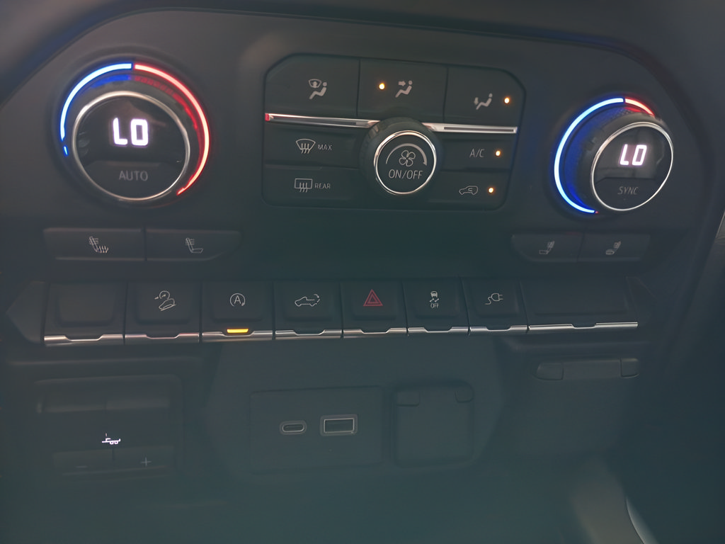 Used 2020 Chevrolet Silverado 1500 LT Trail Boss AWD/4WD image 13