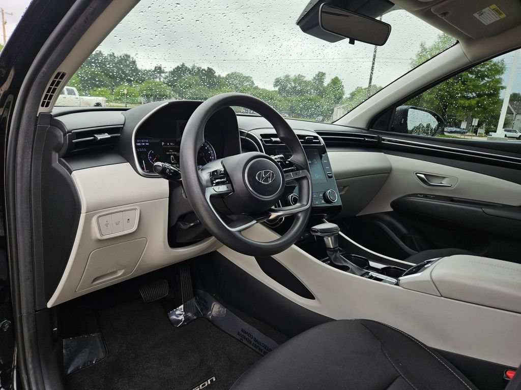 Used 2023 Hyundai Tucson SEL FWD image 15