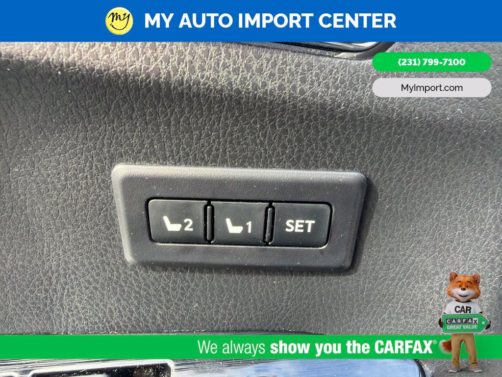 Used 2018 Toyota RAV4 Limited w/ Carpet Mat Package AWD/4WD image 11