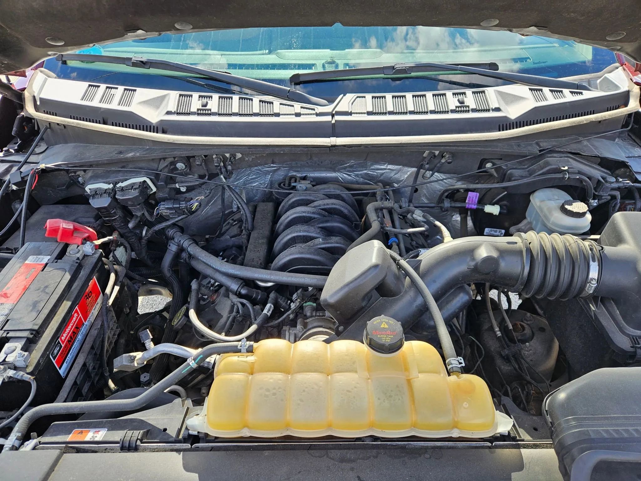 Used 2017 Ford F150 Lariat image 22