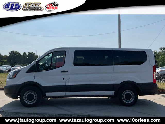 Used 2016 Ford Transit 150 XL RWD image 4