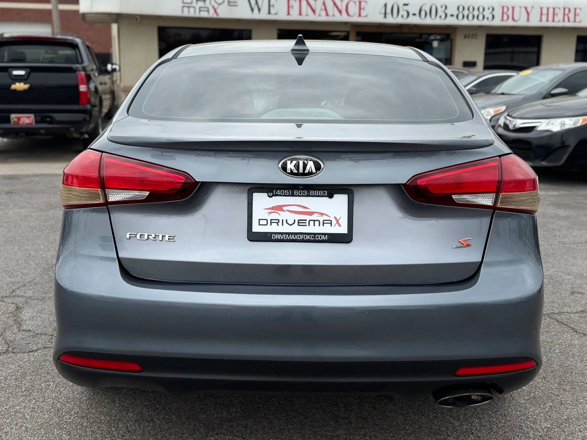 Used 2018 Kia Forte S image 4