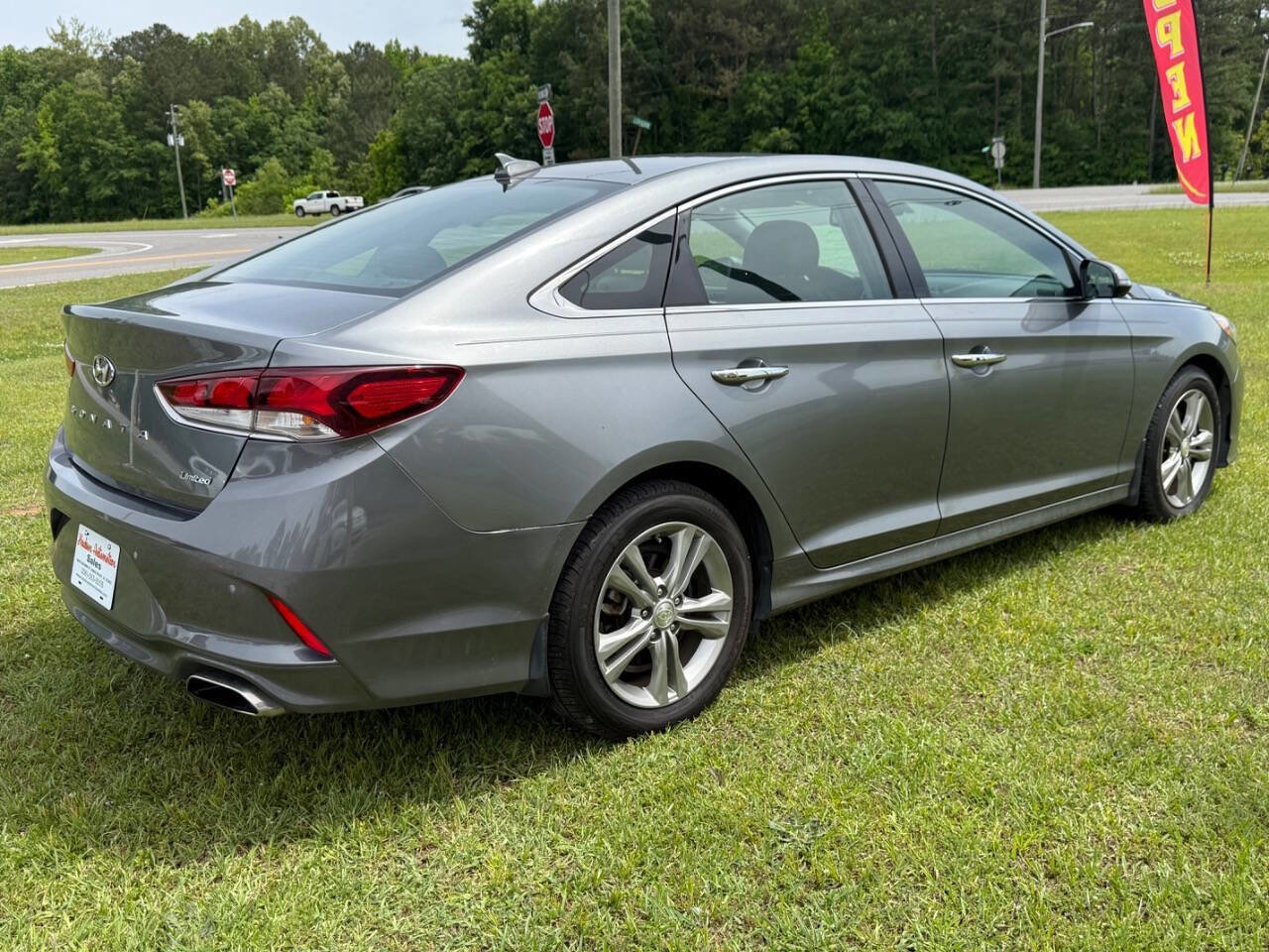 Used 2018 Hyundai Sonata Limited w/ Limited Ultimate Package 03 FWD image 6