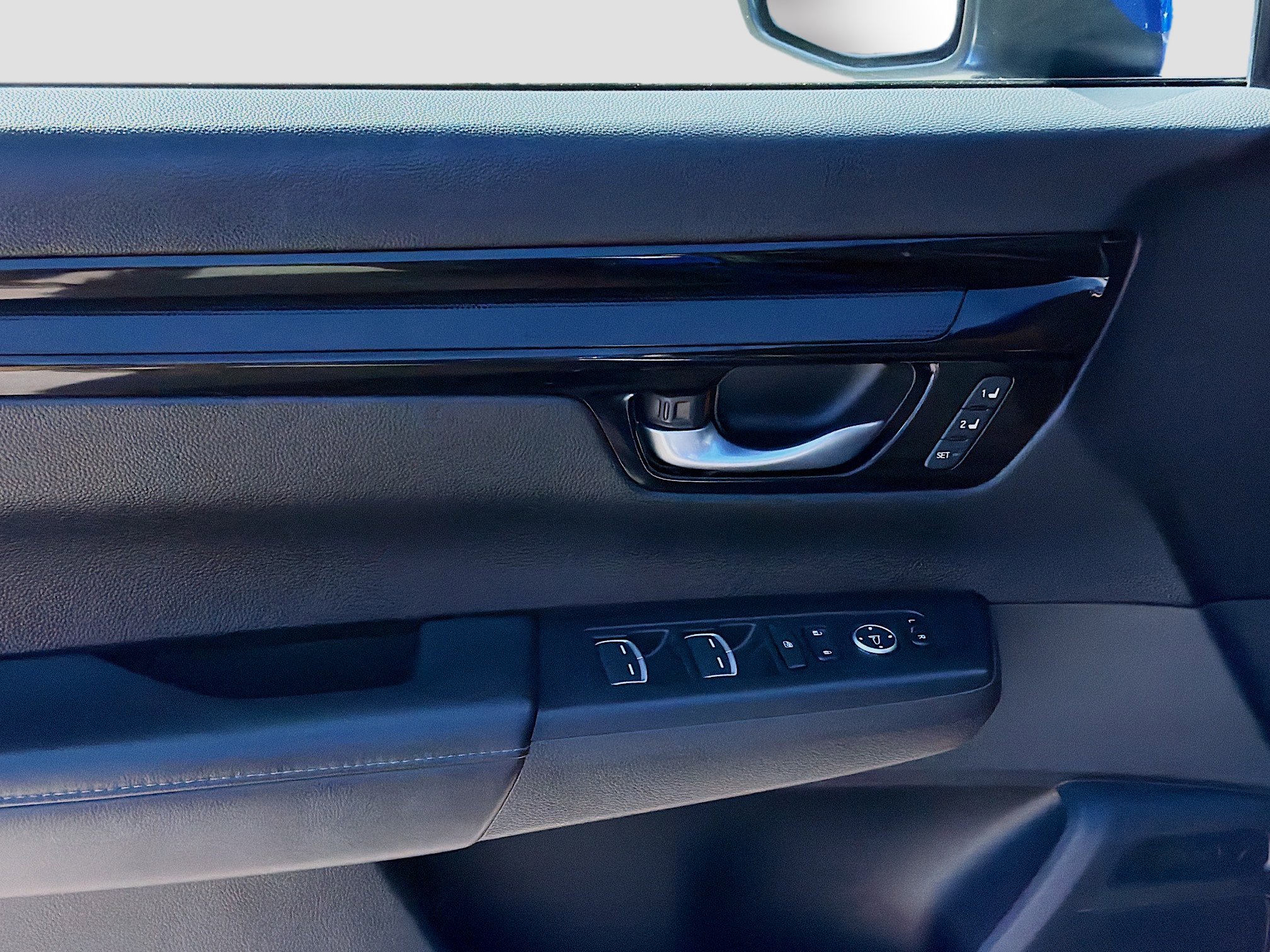 Used 2023 Honda CR-V EX-L image 16