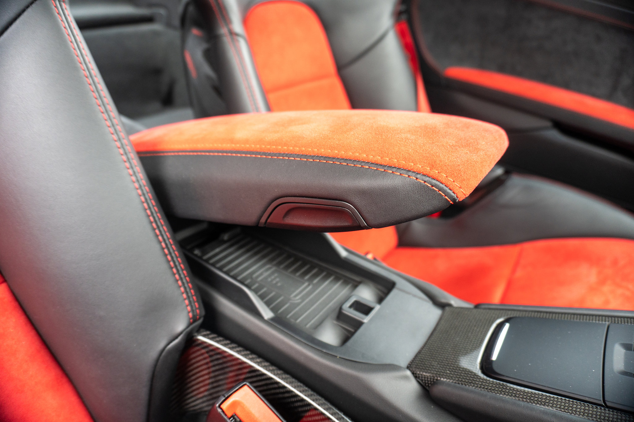 Used 2018 Porsche 911 GT2 RS image 24