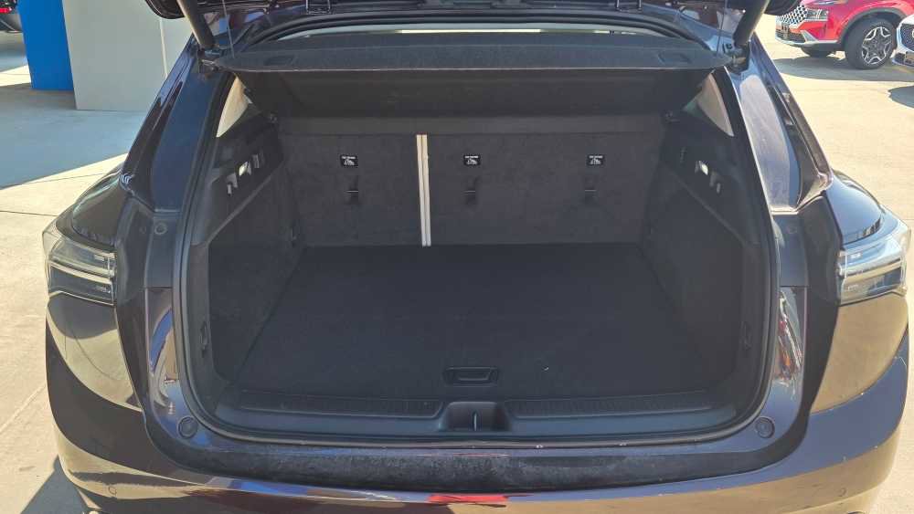 Used 2023 Buick Envision Avenir image 10
