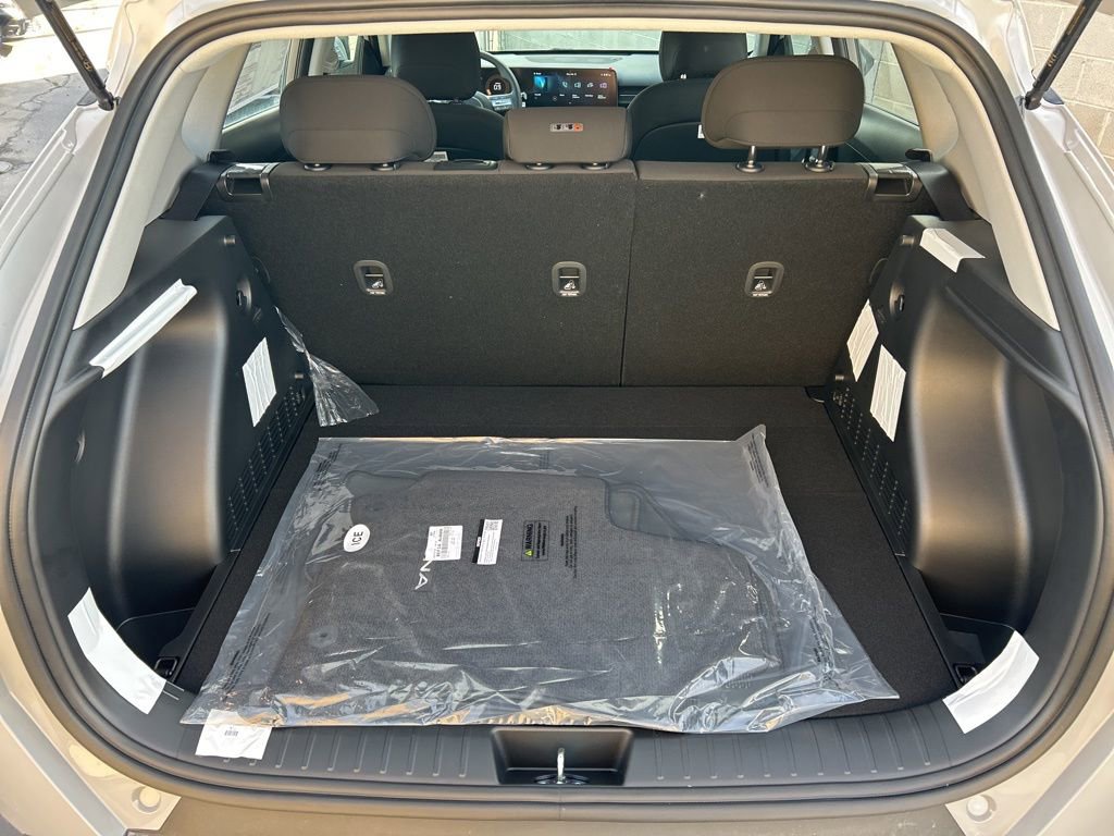 New 2026 Hyundai Kona SE image 23