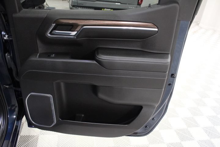 Used 2023 Chevrolet Silverado 1500 LT Trail Boss w/ Convenience Package II AWD/4WD image 29