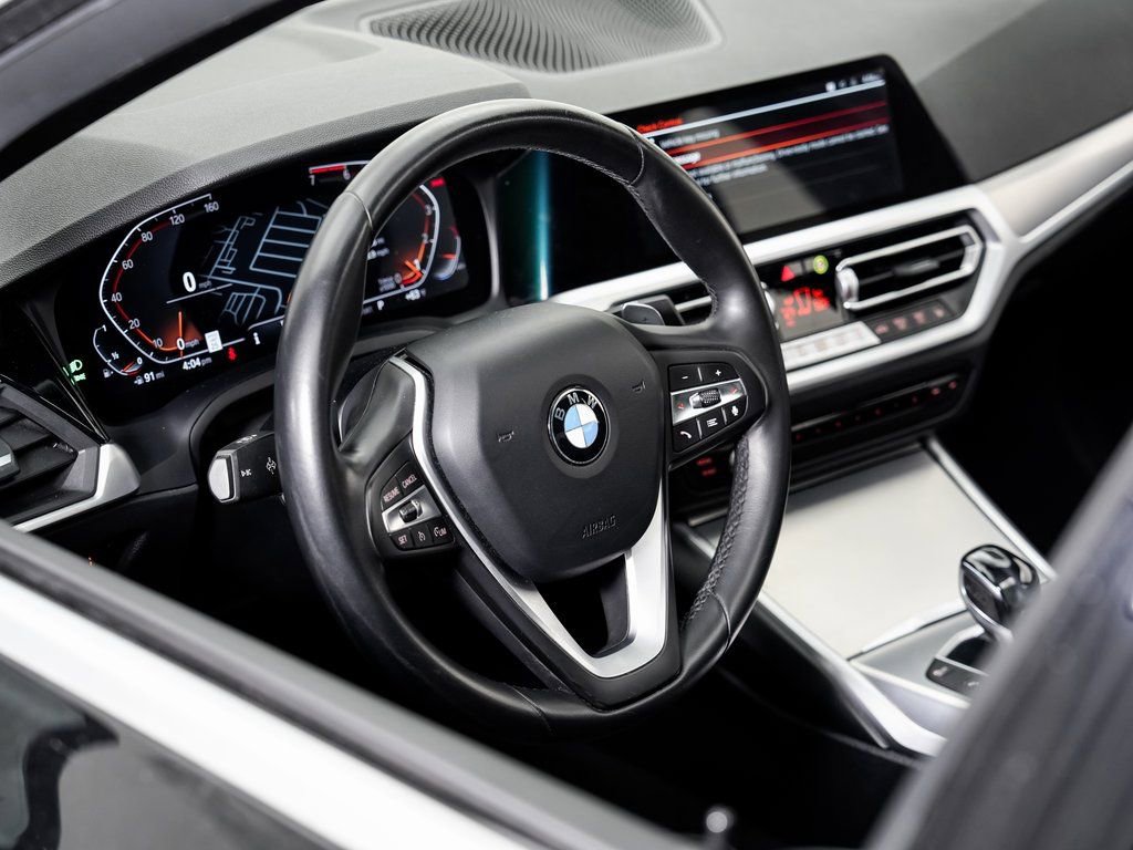 Used 2020 BMW 330i xDrive Sedan w/ Convenience Package image 9