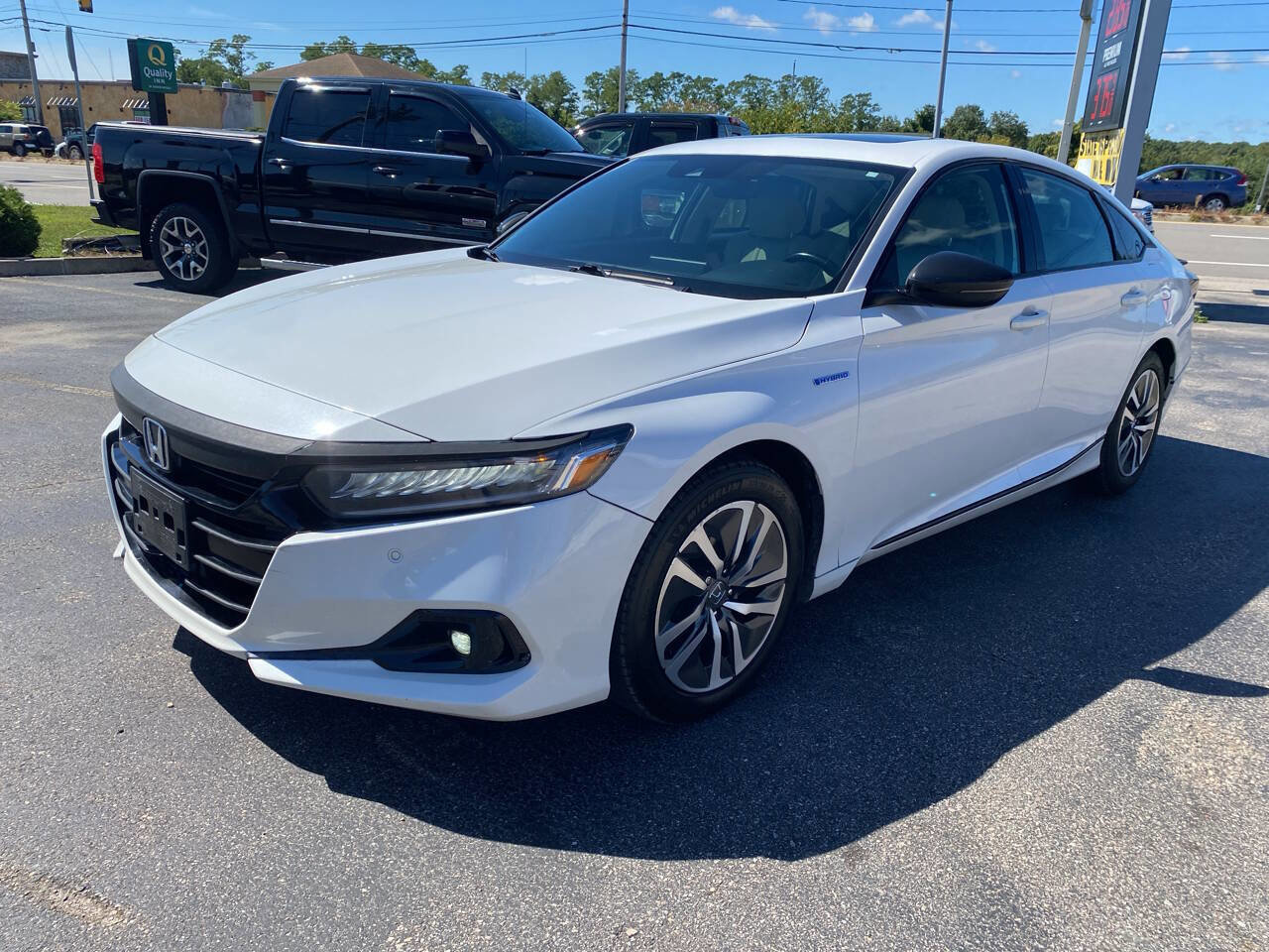 Used 2021 Honda Accord EX-L image 2