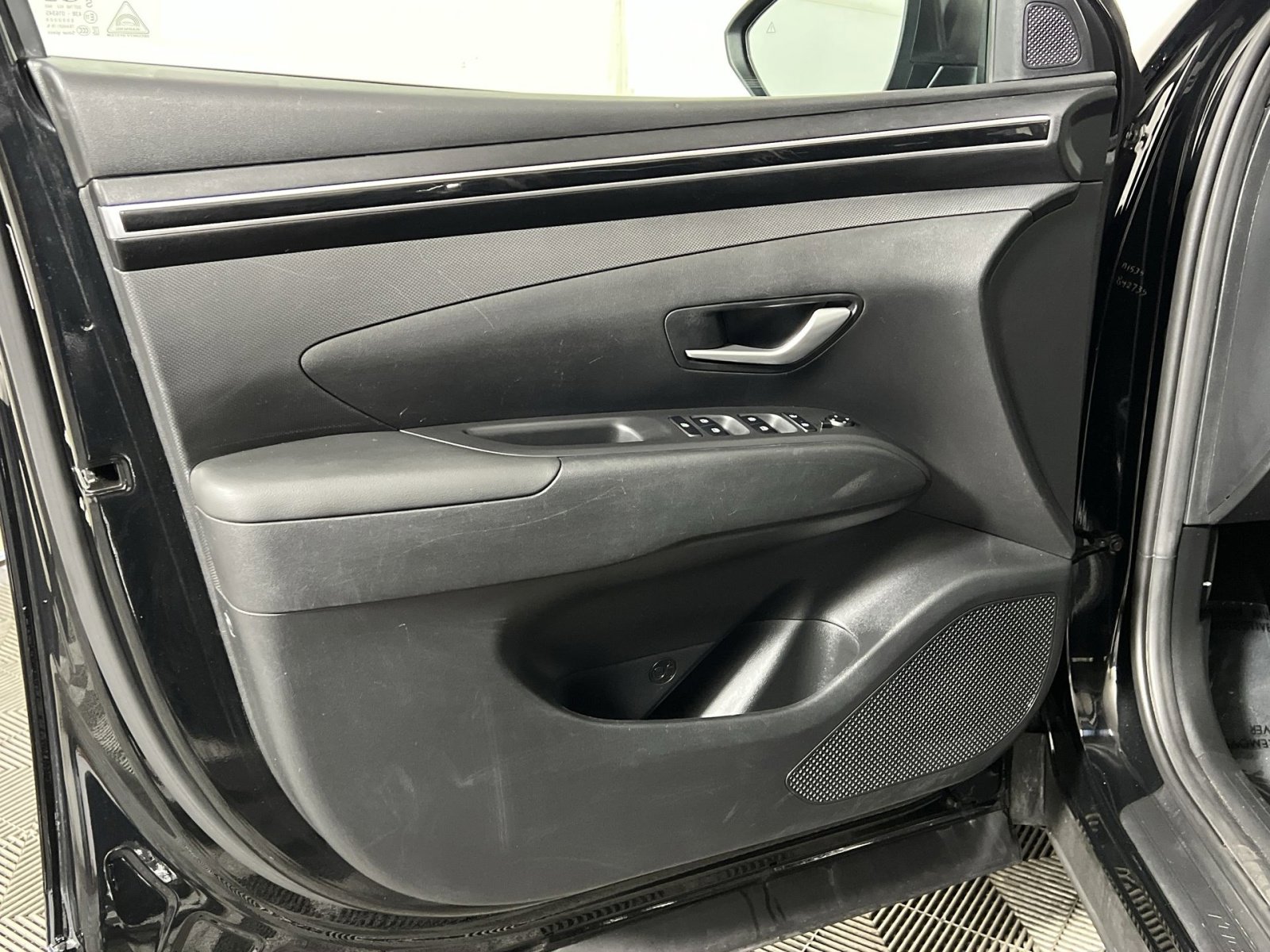Used 2024 Hyundai Tucson SE FWD image 14