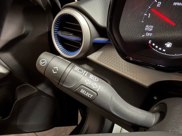 Used 2024 Chevrolet Trax LS w/ LS Convenience Package FWD image 31