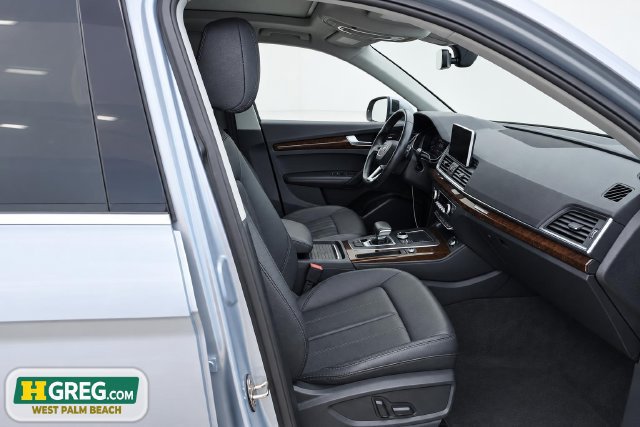 Used 2019 Chevrolet Blazer LT FWD image 11