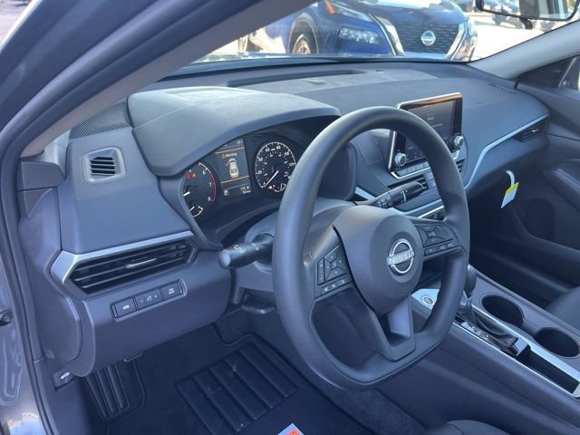 New 2025 Nissan Altima 2.5 S FWD image 15