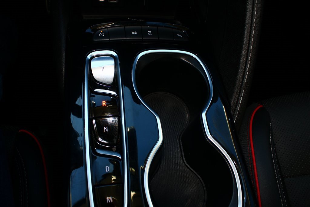 Used 2022 Buick Envision Essence w/ Technology Package I image 19