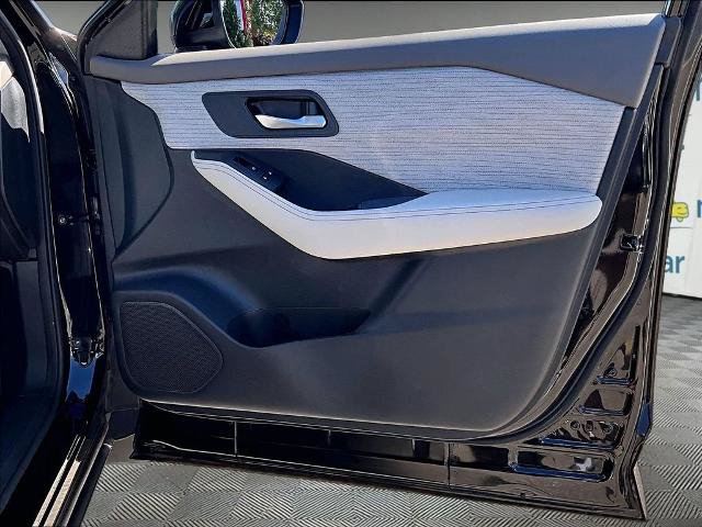 Certified 2023 Nissan Rogue SV AWD/4WD image 12