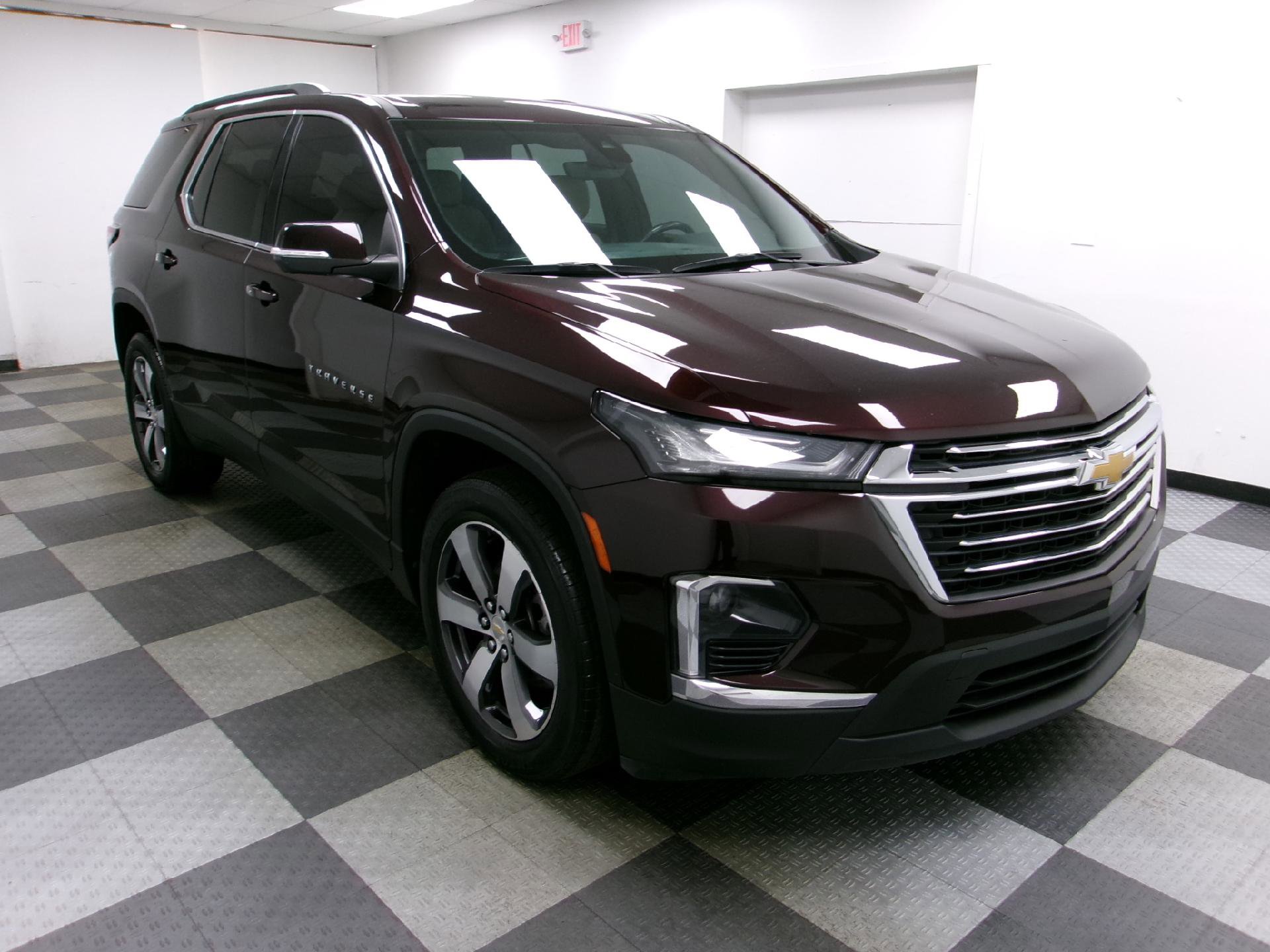 Certified 2022 Chevrolet Traverse LT w/ LT Premium Package image 16