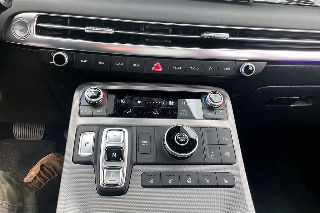 Used 2024 Hyundai Palisade Calligraphy image 15