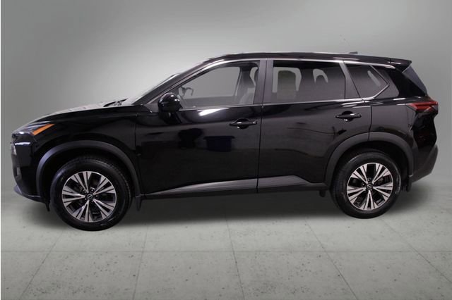 Used 2023 Nissan Rogue SV AWD/4WD image 2