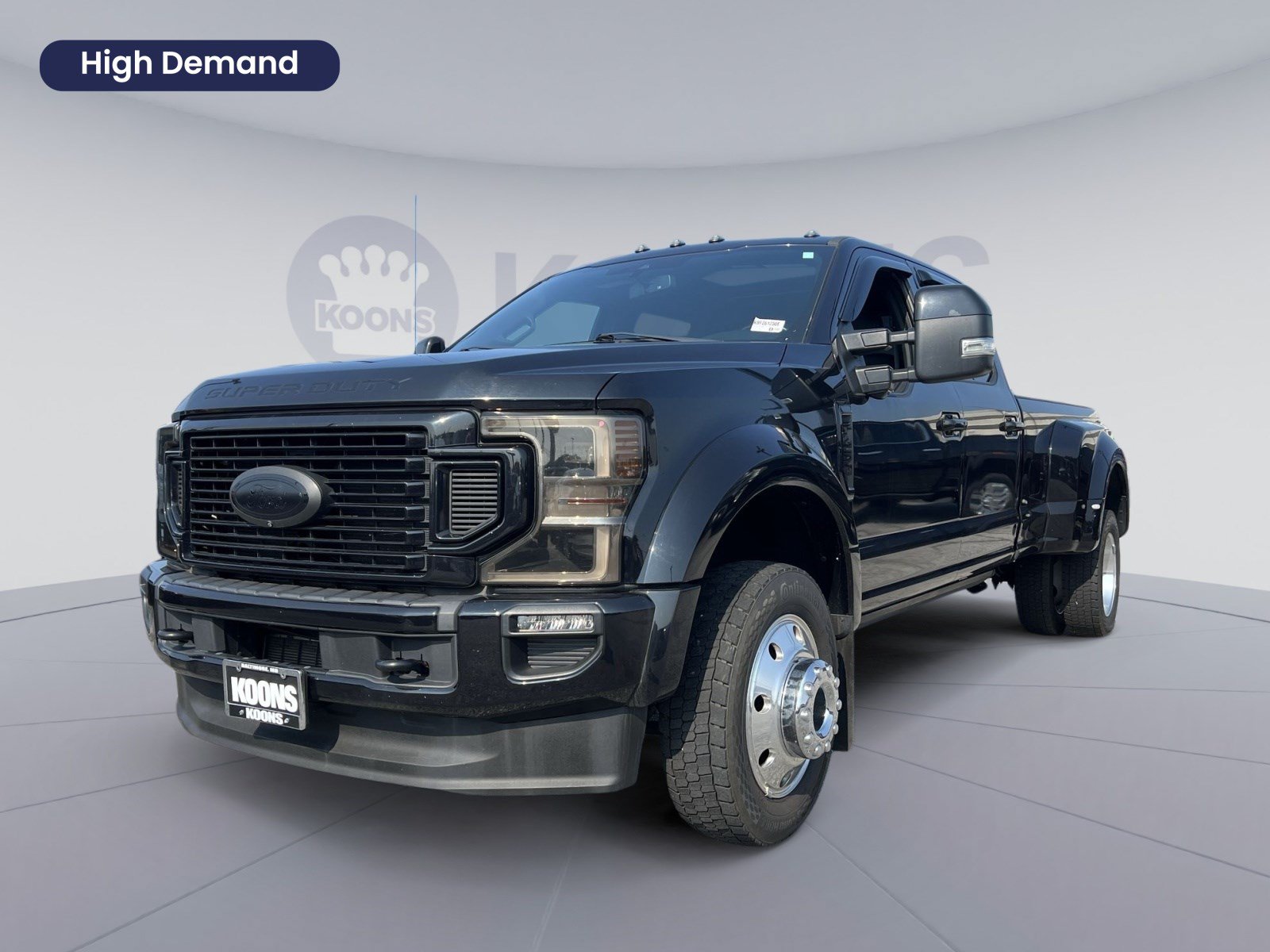 Certified 2020 Ford F450 Platinum w/ FX4 Off-Road Package AWD/4WD image 1