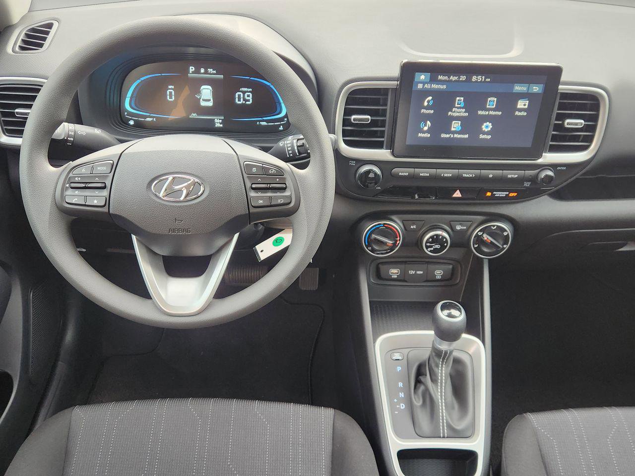 New 2026 Hyundai Venue SE FWD image 24