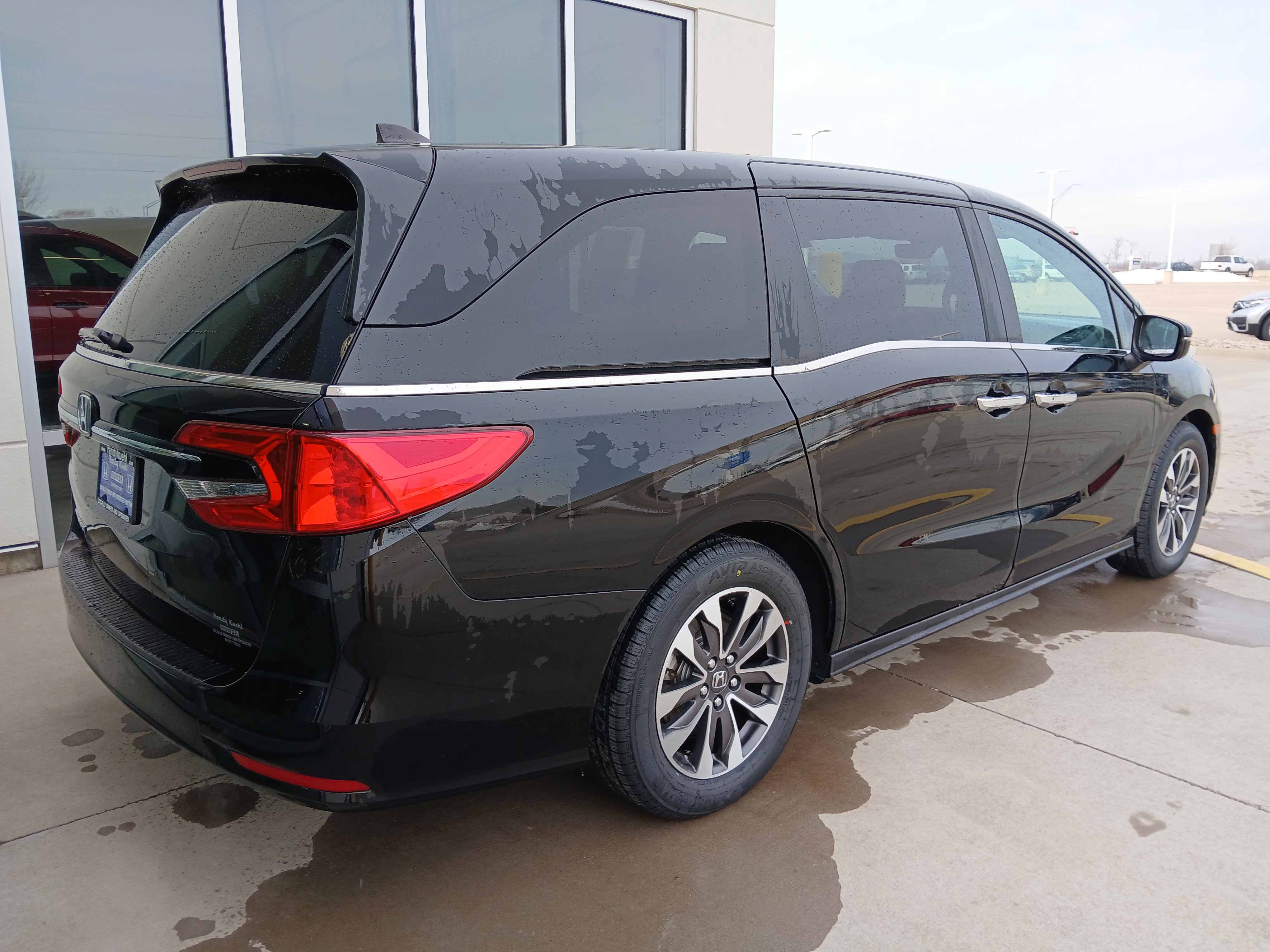 Used 2023 Honda Odyssey EX-L image 7