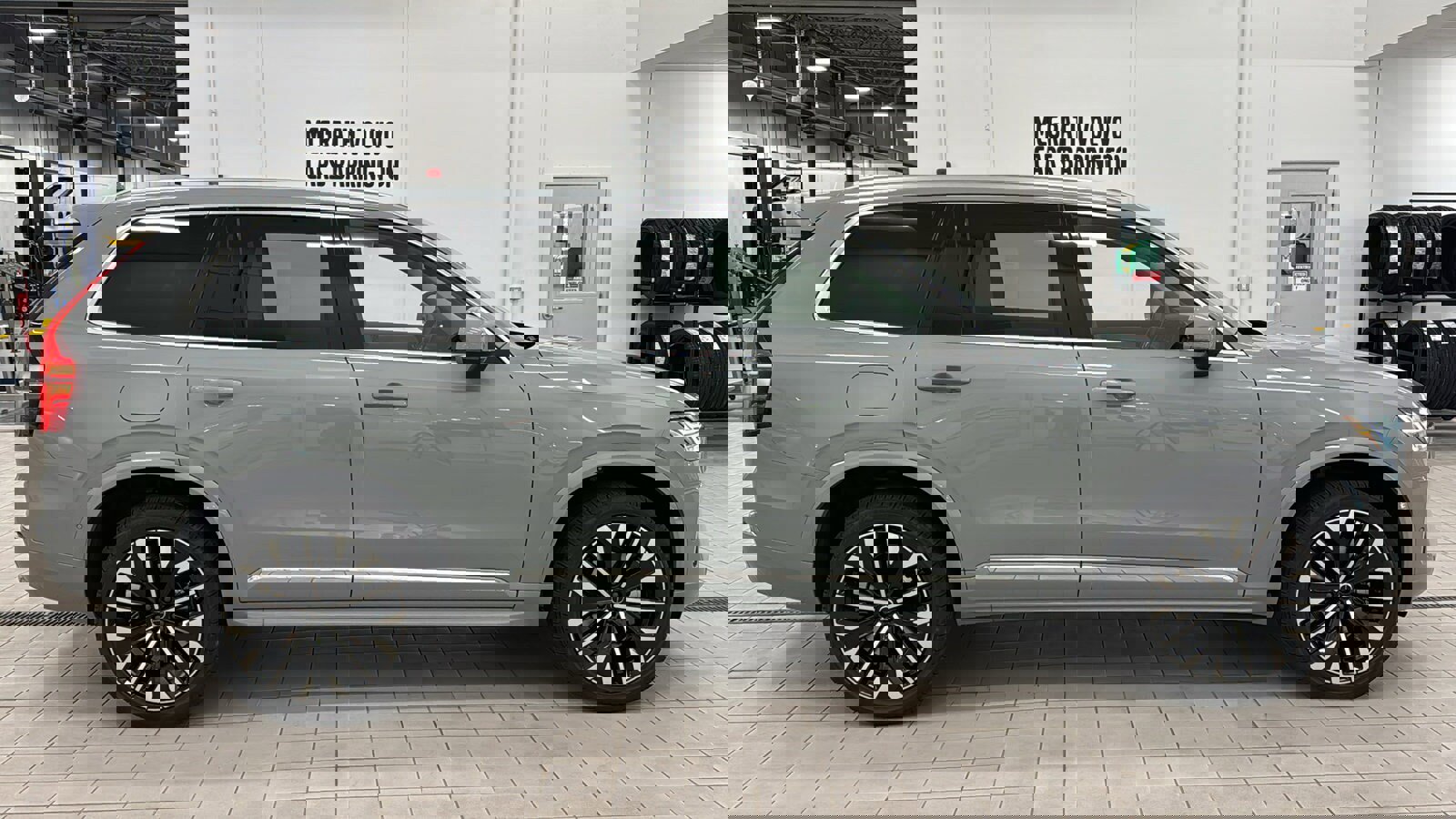 New 2026 Volvo XC90 B6 Plus w/ Protection Package Premier image 4