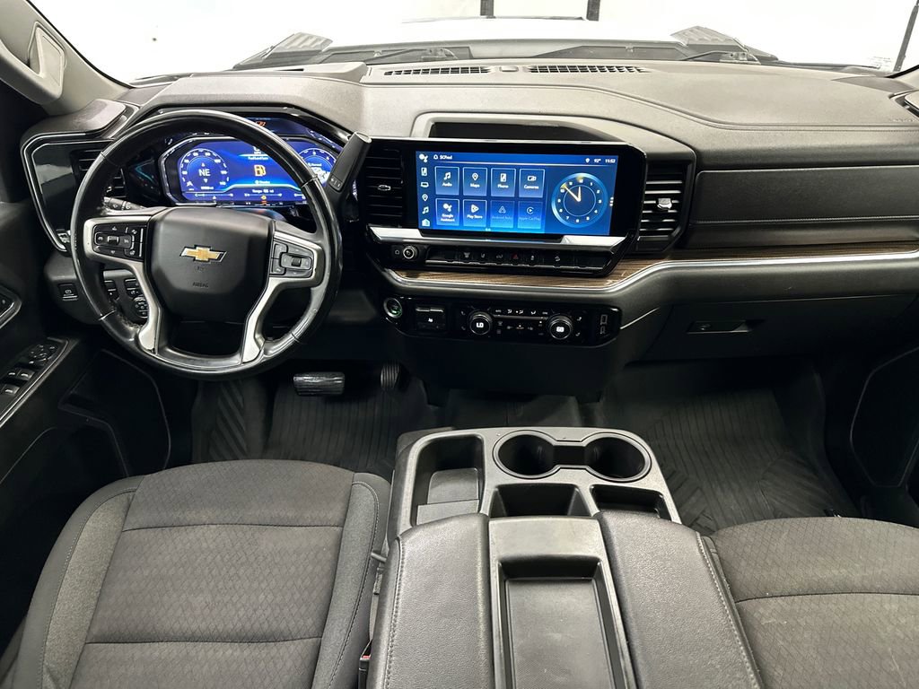 Used 2024 Chevrolet Silverado 2500 LT AWD/4WD image 22