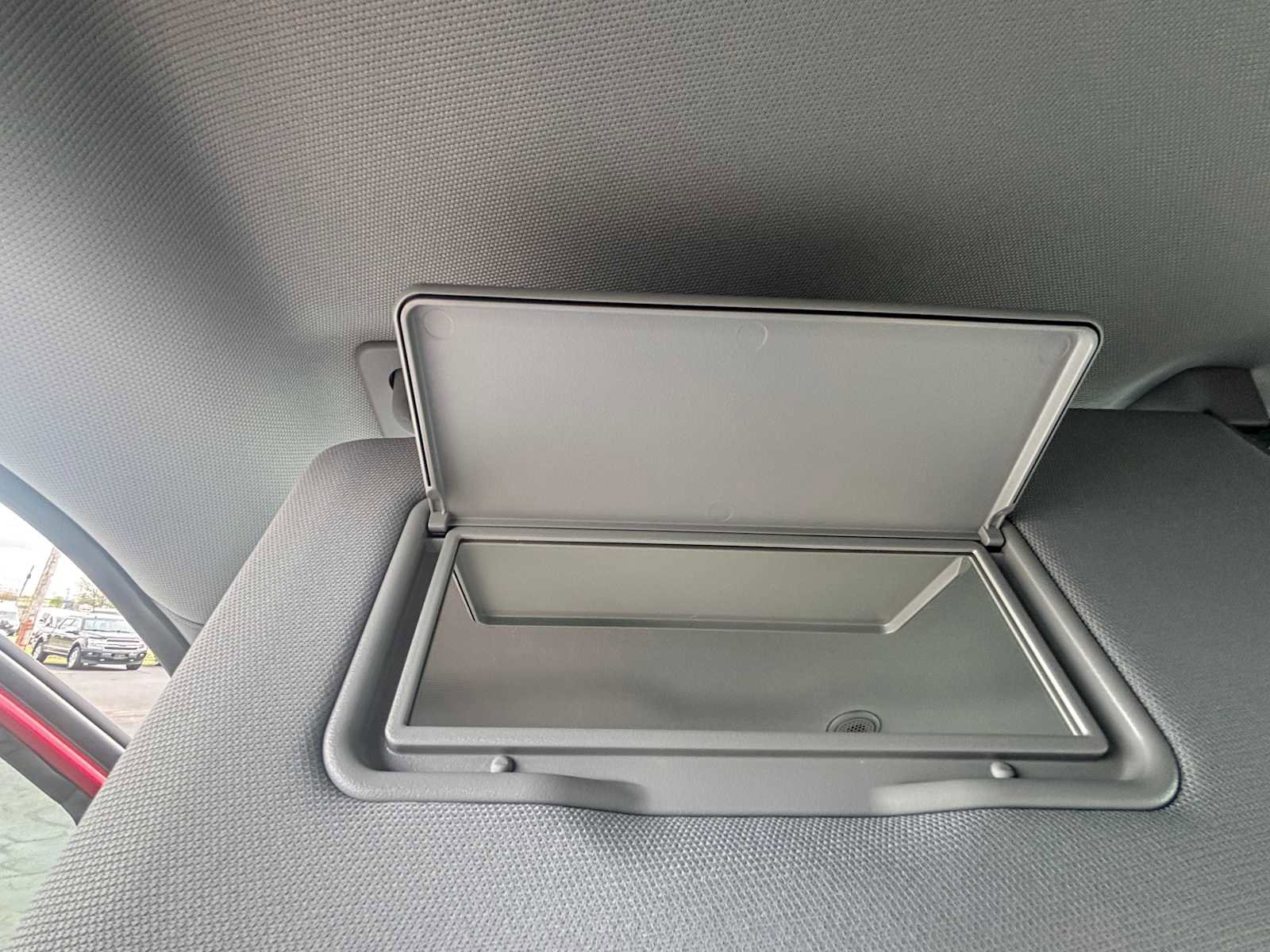 Used 2025 Ford F350 XLT image 32