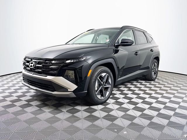 Certified 2025 Hyundai Tucson SEL FWD image 47