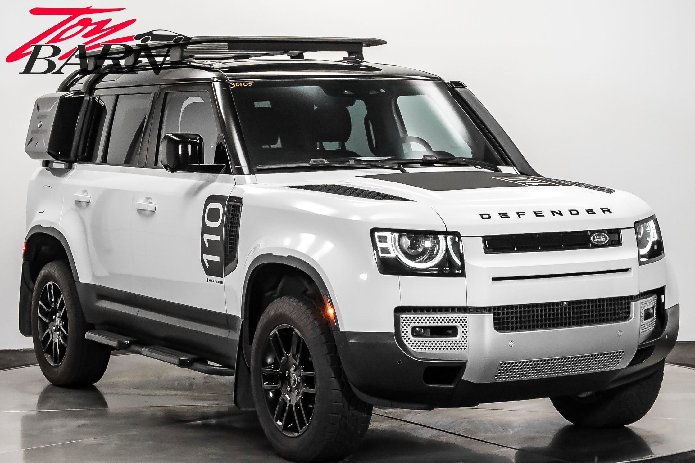 Used 2024 Land Rover Defender 110 S AWD/4WD image 7