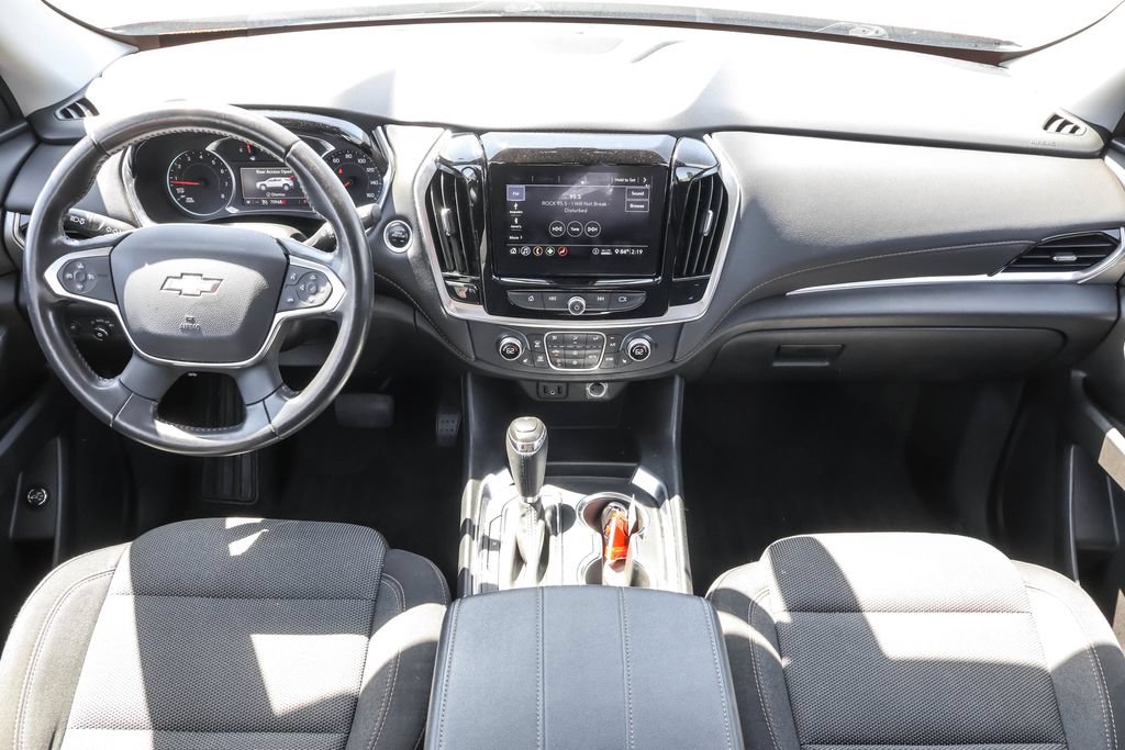 Used 2020 Chevrolet Traverse LT AWD/4WD image 29
